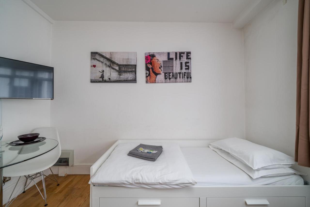 Private Studio - Wardour Street - Berwick Street Appartement Londen Buitenkant foto