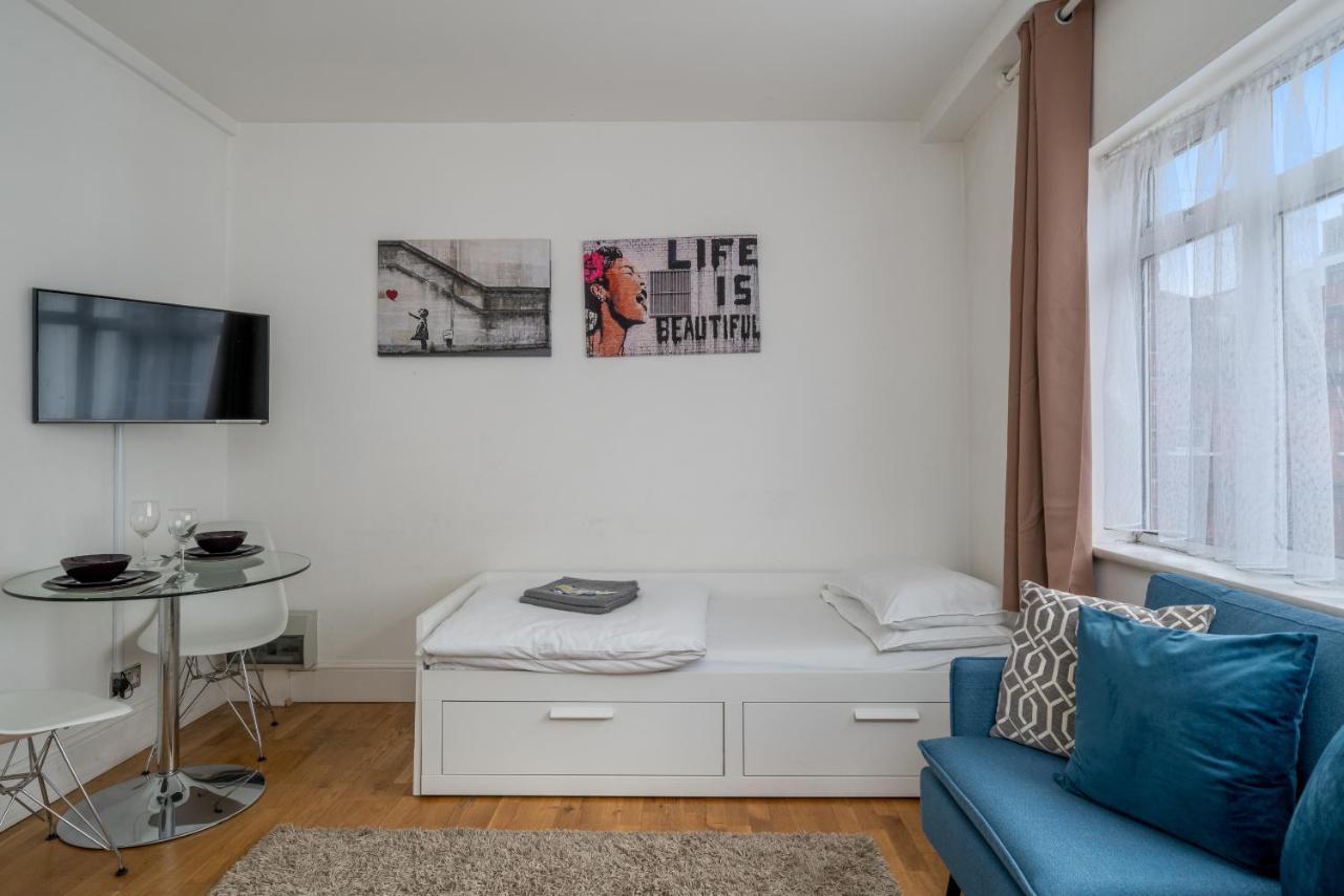 Private Studio - Wardour Street - Berwick Street Appartement Londen Buitenkant foto